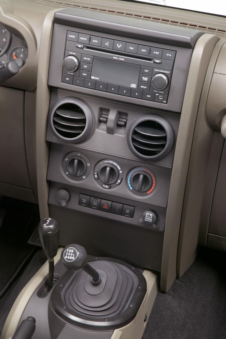  Jeep Wrangler Rubicon 2006 года  (фото 70 из 152)